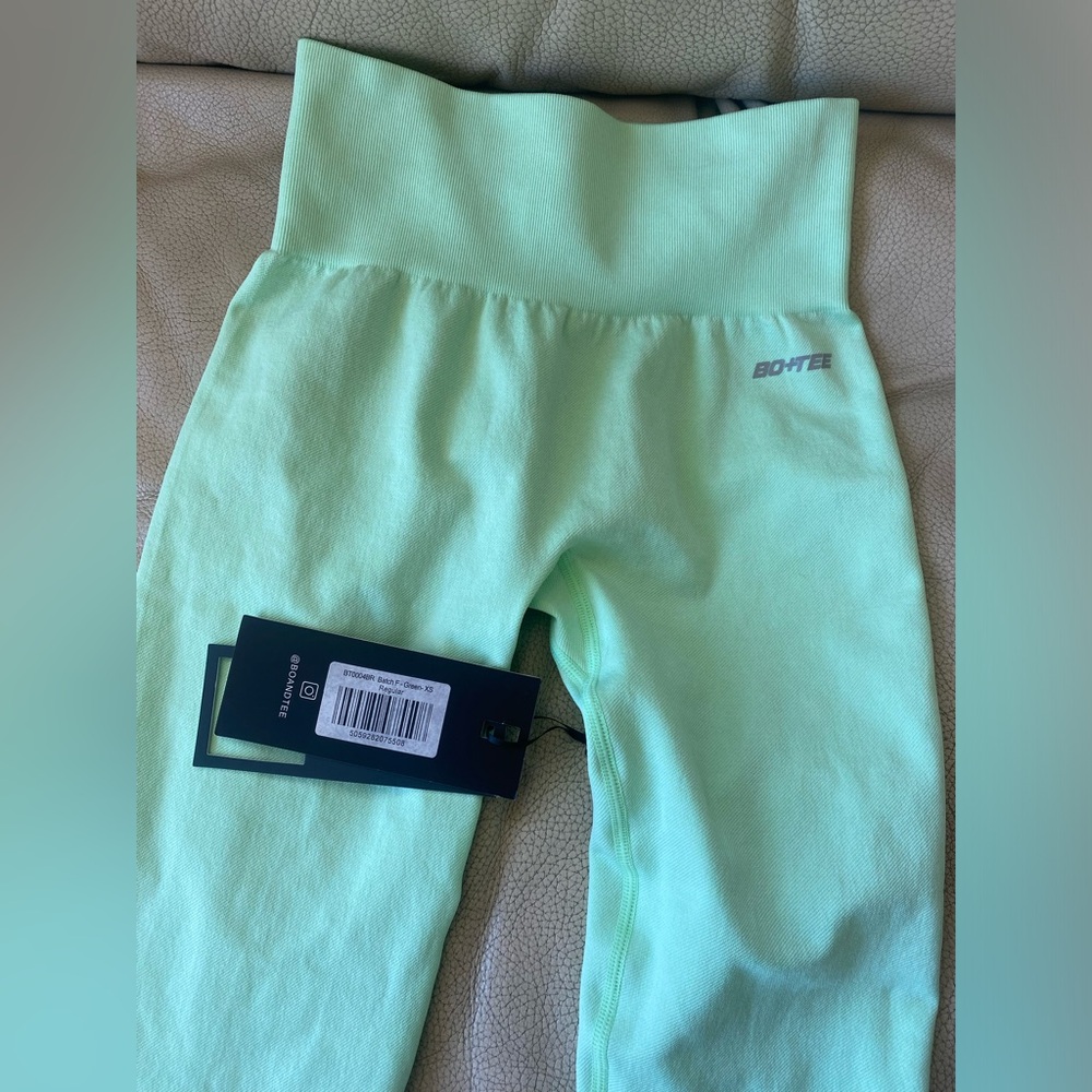 Bo+TeeNew With Tags Spearmint Green XS Leggings Never Worn